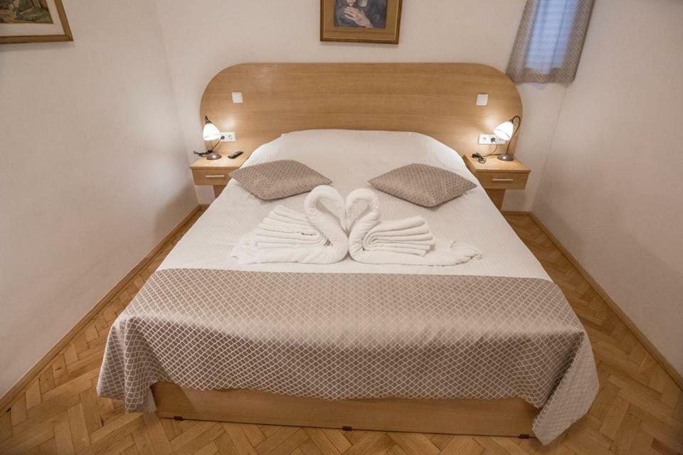 Pensiunea San Gennaro Меркуря-Чук Экстерьер фото